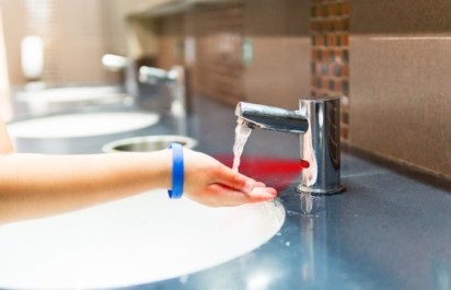 新型コロナウイルスと共存しながら景気回復への取り組み方